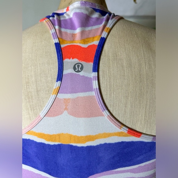 Lululemon Cool Racerback Bleacher Stripe White Iris Flower Tank Top Can Fit M/L - Picture 4 of 5